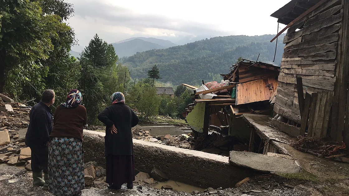 Kastamonu, Bartın ve Sinop'taki sel felaketinde can kaybı 17'ye yükseldi
